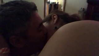 ���ेरी चाची है