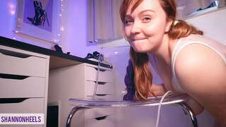 Unbox Revisión de mi ENORME MALA Cría del DRAGÓN Monstruo Polla - Enorme Exudación Cremita en mi apretado coño agujero - Shannon Talones