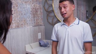 Viena Juoda Sugauti Ją Bičiulių Wacking ne su Savo Mama Liemenėlė!